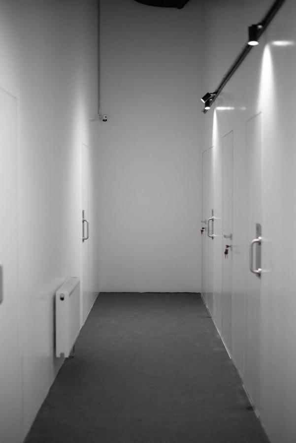 Capsule Hotel Constellation 91 リヴィウ エクステリア 写真
